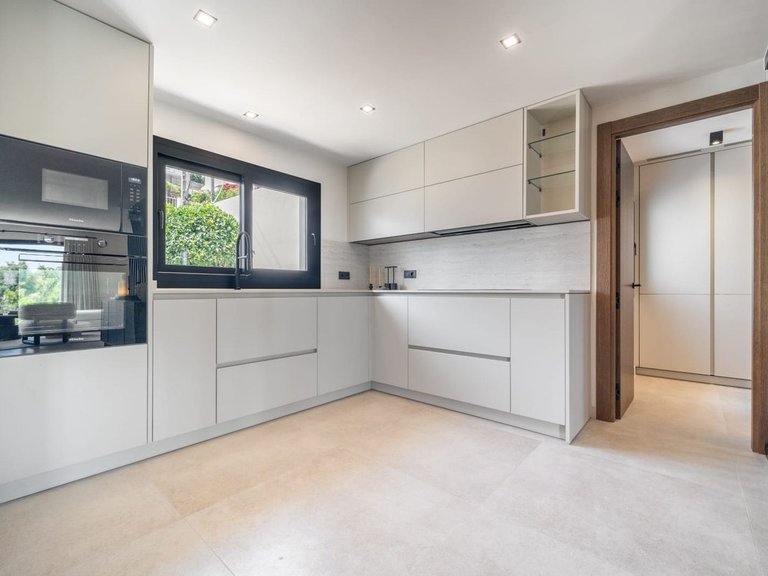 Apartment for Sale in Costa del Sol, La Cala De Mijas, Malaga 27