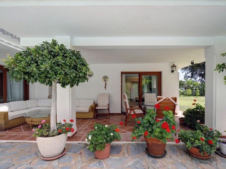 Villa for Sale in Costalita, Malaga 10