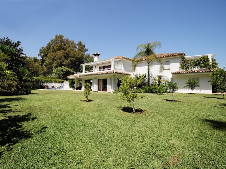 Villa for Sale in Costalita, Malaga 2