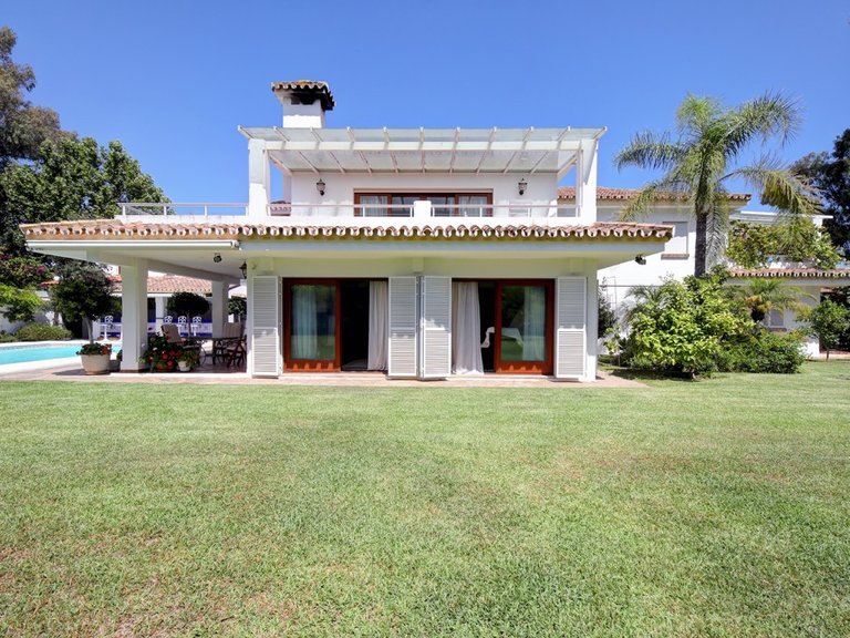 Villa for Sale in Costalita, Malaga 3
