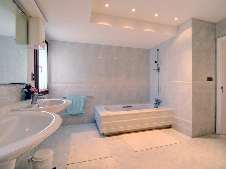 Villa for Sale in Costalita, Malaga 31