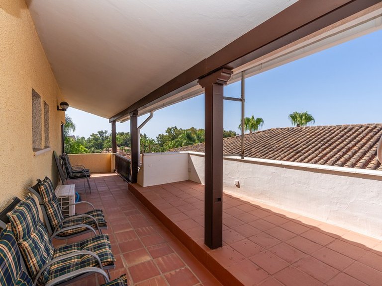 Villa for Sale in Marbesa, Malaga 25