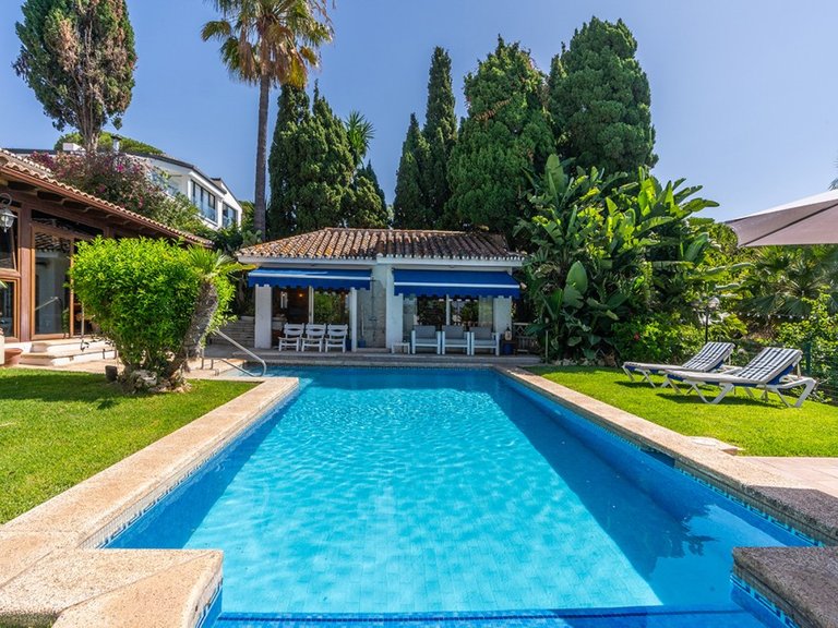 Villa for Sale in Marbesa, Malaga 44