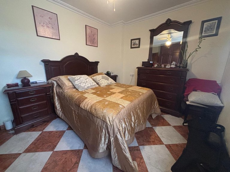 Apartment for Sale in Málaga, Malaga 12