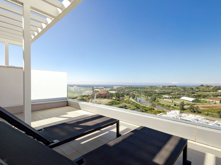 Apartment for Sale in Cancelada, Malaga 17