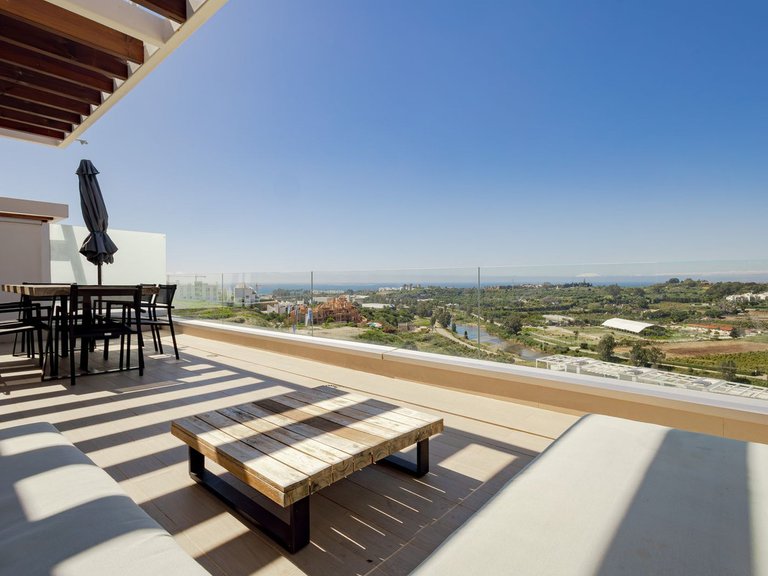 Apartment for Sale in Cancelada, Malaga 4