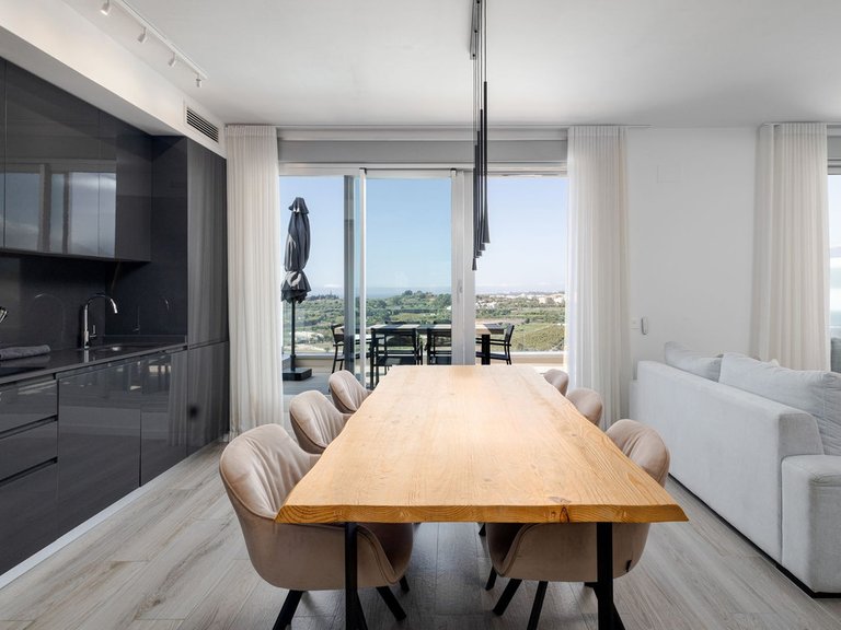 Apartment for Sale in Cancelada, Malaga 5