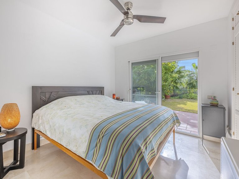 Villa for Sale in Istán, Malaga 16