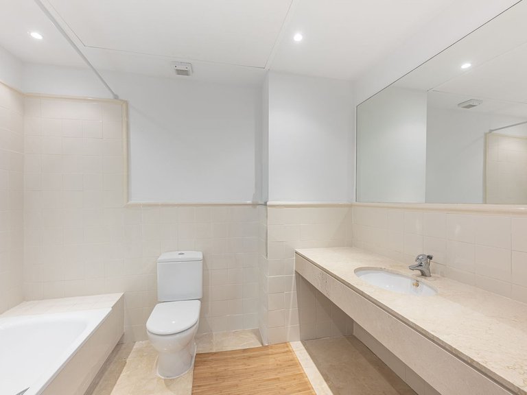 Villa for Sale in Istán, Malaga 21