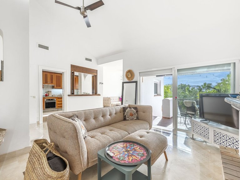 Villa for Sale in Istán, Malaga 6