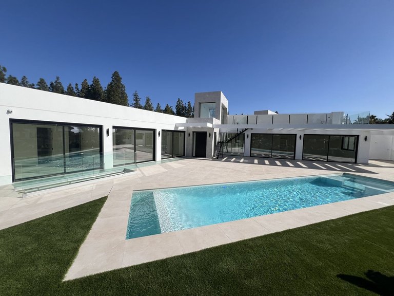 Villa for Sale in Mijas Costa, Malaga 8