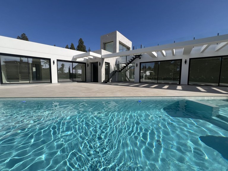 Villa for Sale in Mijas Costa, Malaga 9