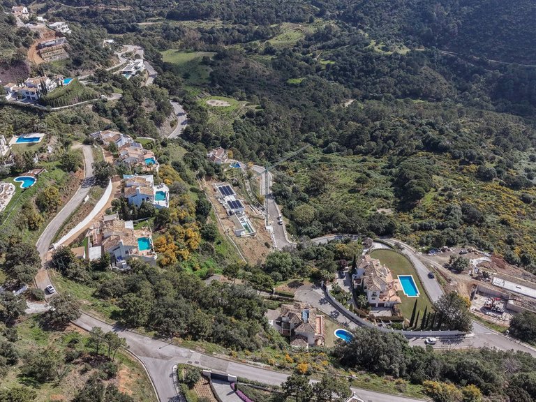 Plot for Sale in Benahavís, Malaga 14