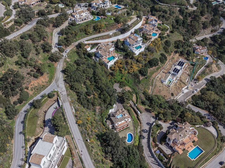 Plot for Sale in Benahavís, Malaga 3