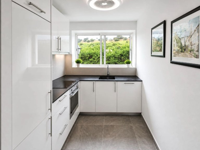 Apartment for Sale in La Duquesa, Malaga 4