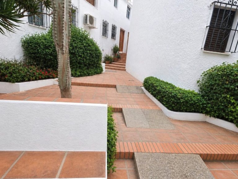 Apartment for Sale in La Duquesa, Malaga 7