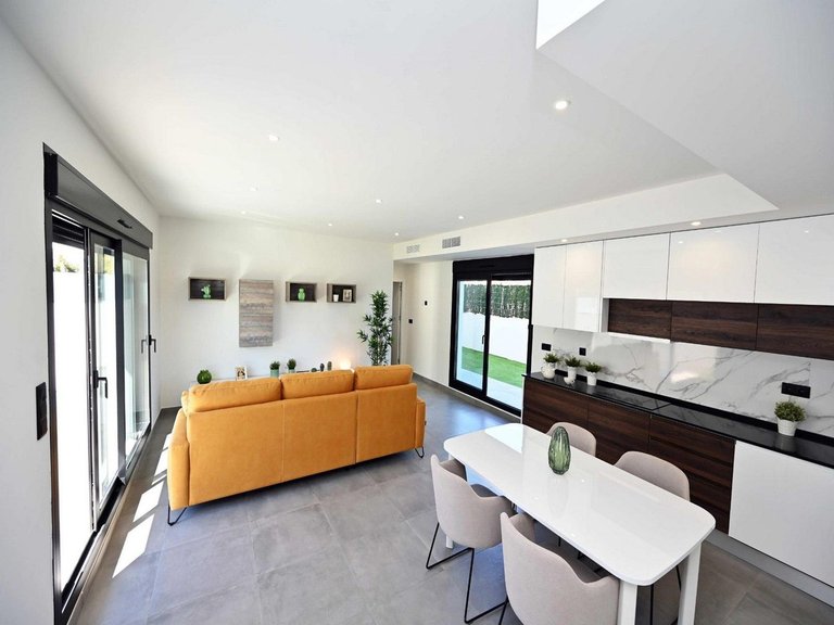 Villa for Sale in Orihuela Costa, Alicante 5