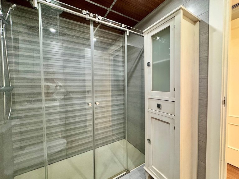 Apartment for Sale in Teatinos, Malaga 13