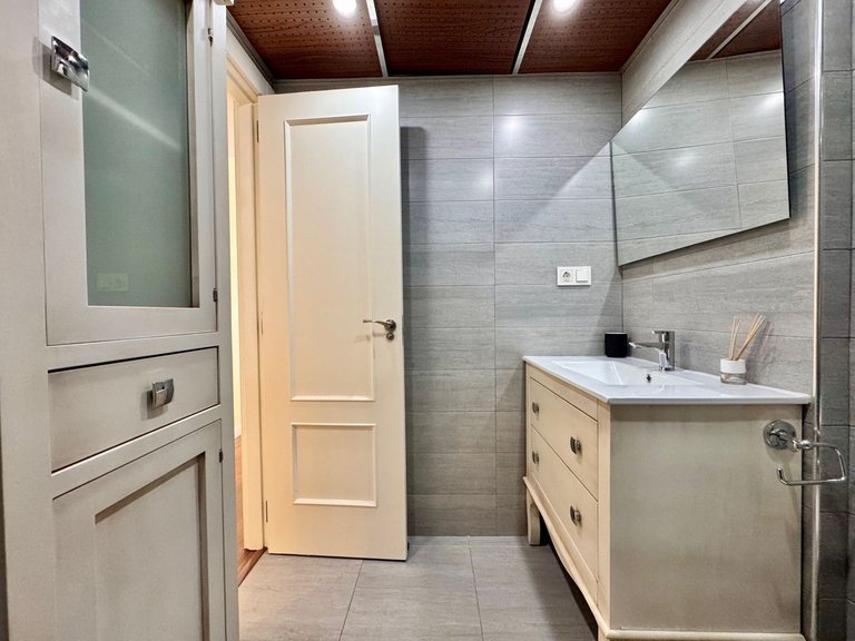 Apartment for Sale in Teatinos, Malaga 14