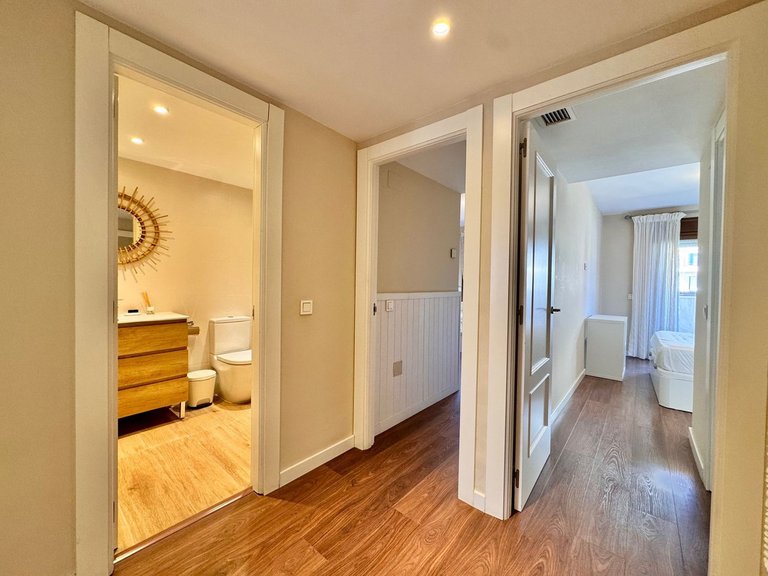 Apartment for Sale in Teatinos, Malaga 19