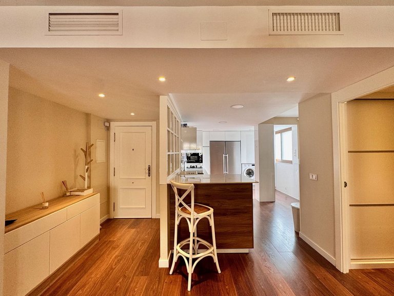Apartment for Sale in Teatinos, Malaga 3
