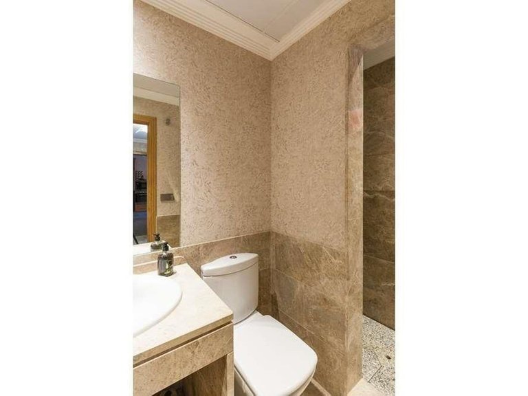 Villa for Sale in Santa Clara, Malaga 18