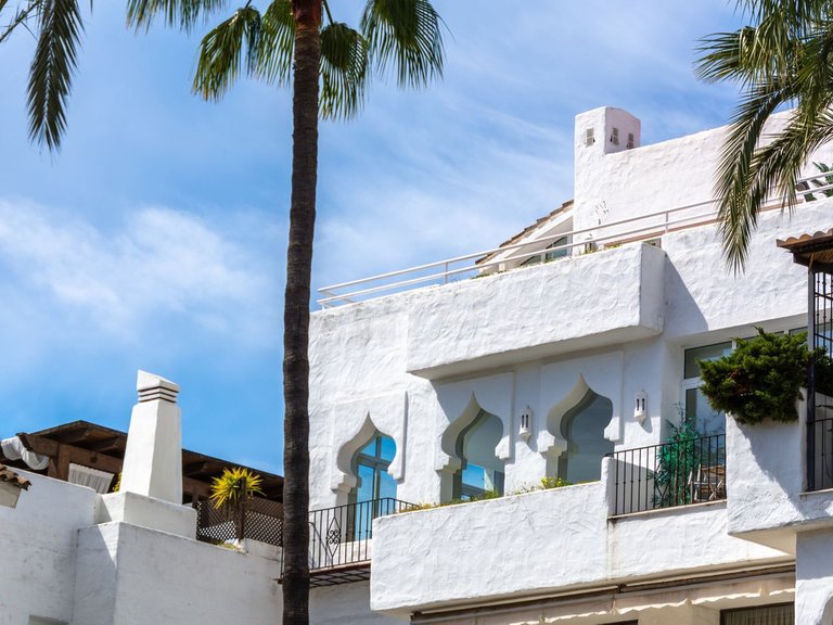 Apartment for Sale in Puerto Banús, Malaga 1