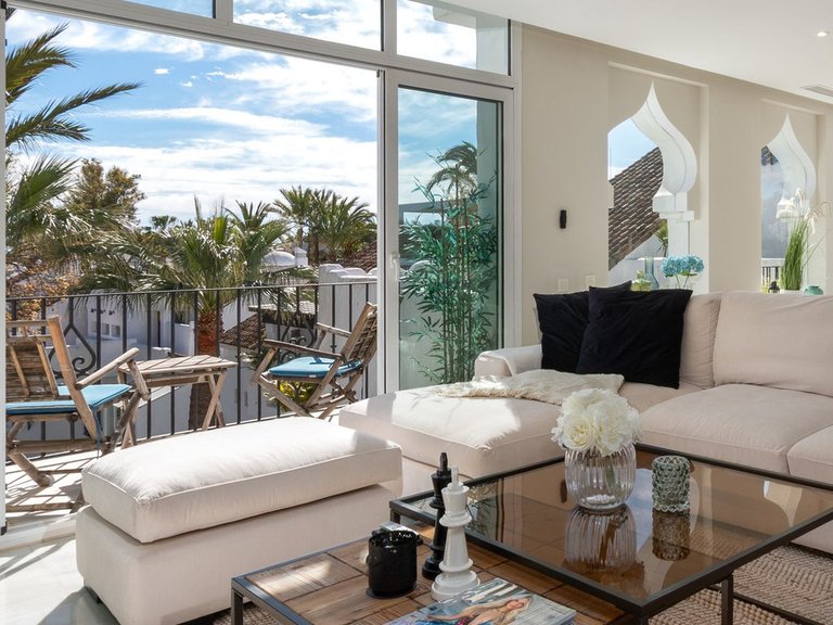 Apartment for Sale in Puerto Banús, Malaga 28