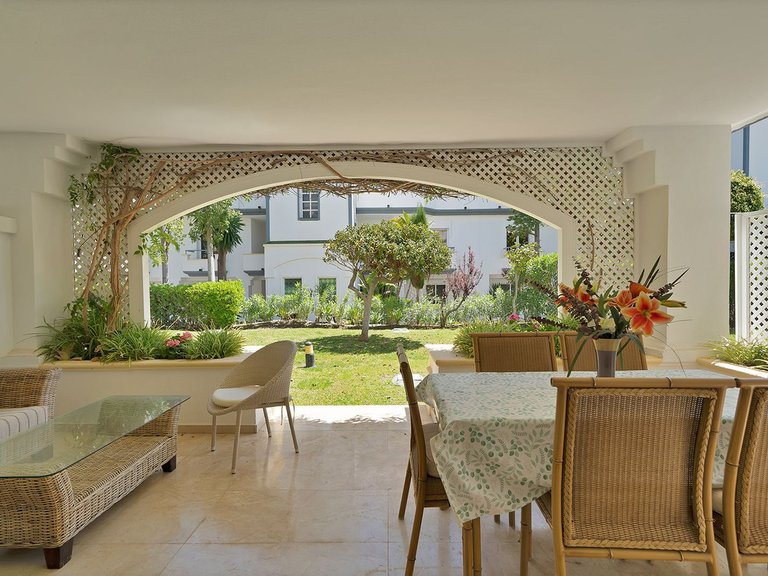 Apartment for Sale in New Golden Mile, Malaga 3