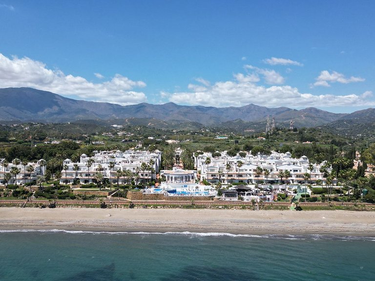 Apartment for Sale in New Golden Mile, Malaga 44