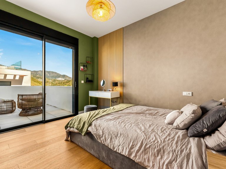 Villa for Sale in Río Real, Malaga 18