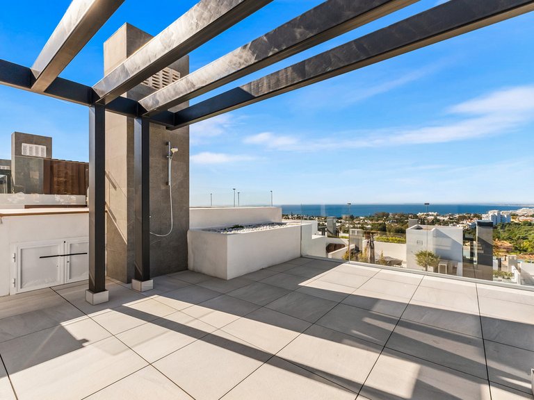 Villa for Sale in Río Real, Malaga 21