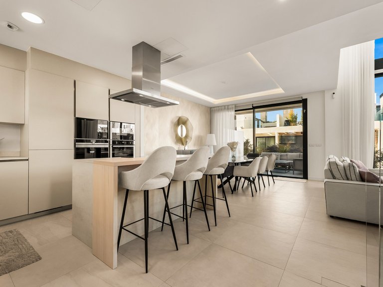 Villa for Sale in Río Real, Malaga 22