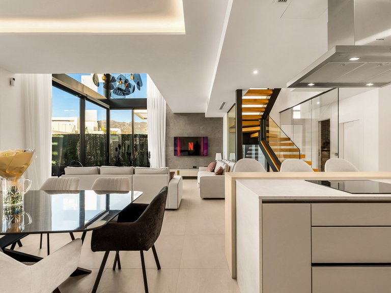 Villa for Sale in Río Real, Malaga 31