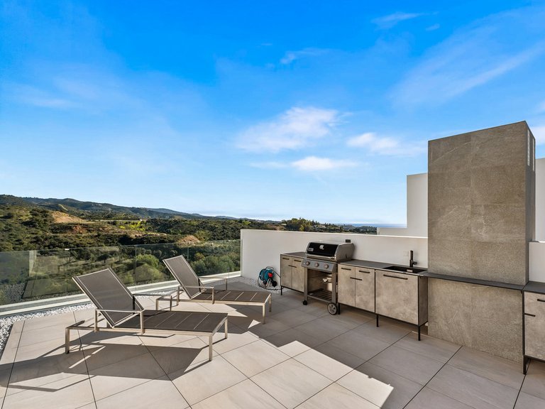 Villa for Sale in Río Real, Malaga 45