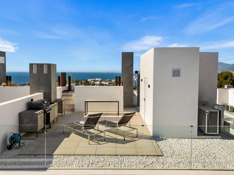 Villa for Sale in Río Real, Malaga 47