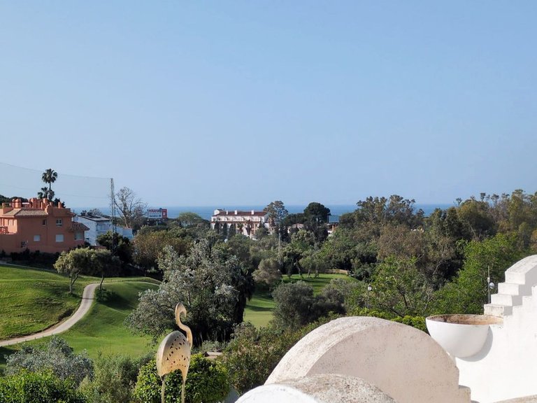 Villa for Sale in Las Chapas, Malaga 16