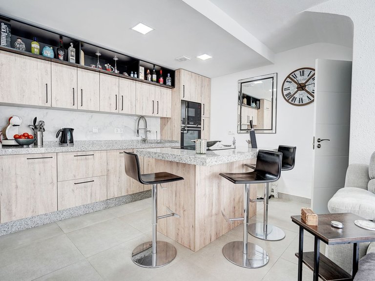 Villa for Sale in Las Chapas, Malaga 3