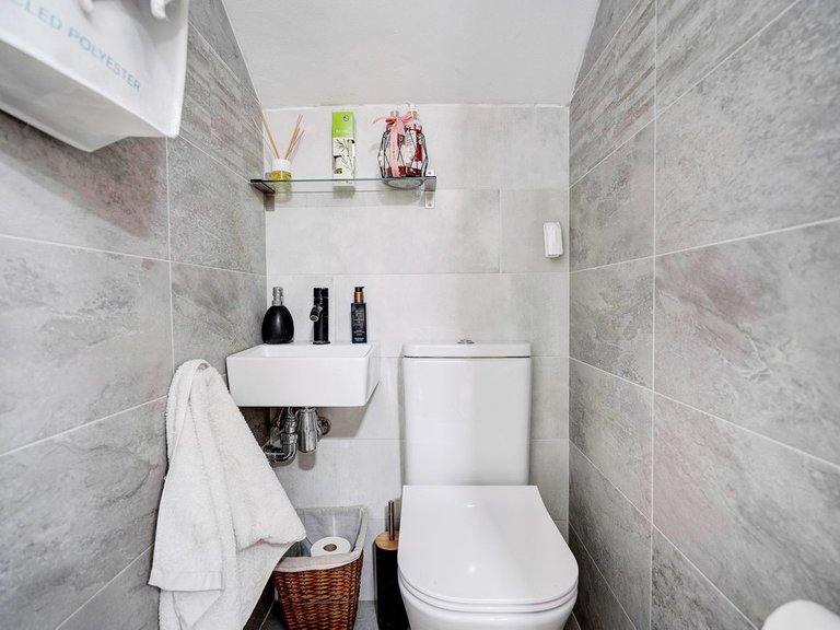 Villa for Sale in Las Chapas, Malaga 8