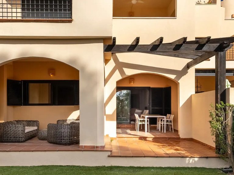 Apartment for Sale in Puerto Banús, Malaga 1