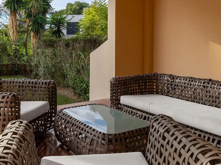 Apartment for Sale in Puerto Banús, Malaga 8