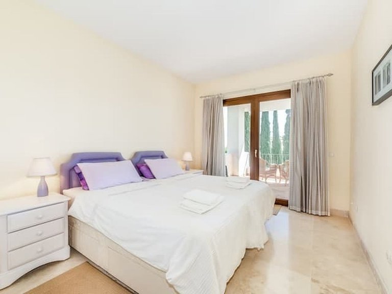 Apartment for Sale in Mijas Golf, Malaga 11