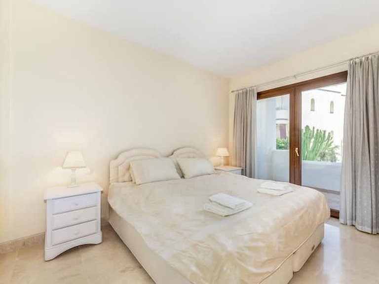 Apartment for Sale in Mijas Golf, Malaga 9