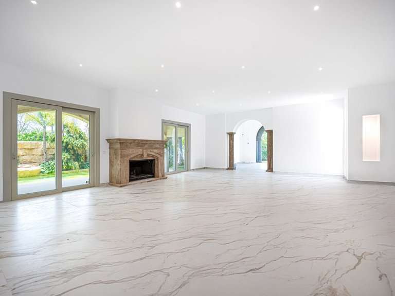 Villa for Sale in Marbella, Malaga 14