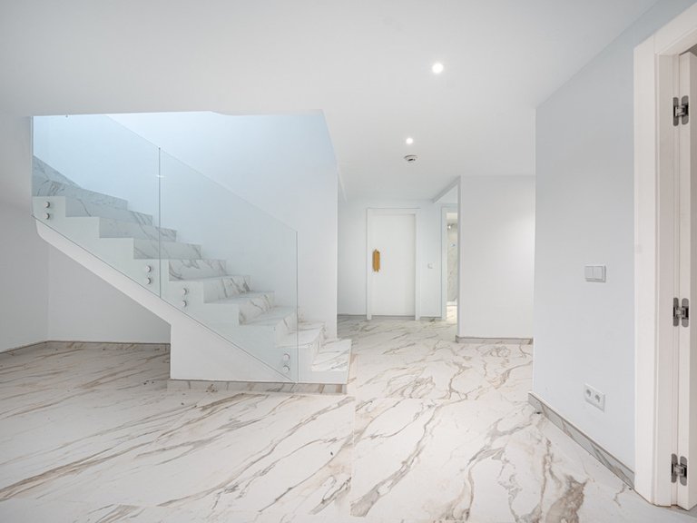 Villa for Sale in Marbella, Malaga 17