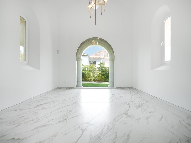 Villa for Sale in Marbella, Malaga 3