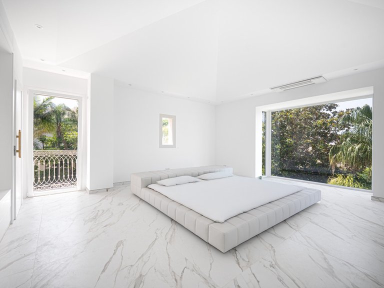 Villa for Sale in Marbella, Malaga 38