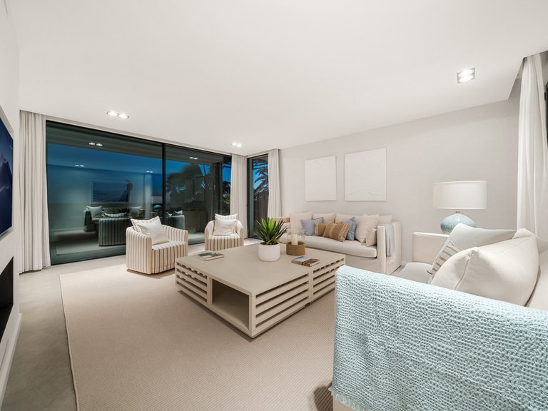 Villa for Sale in New Golden Mile, Malaga 26