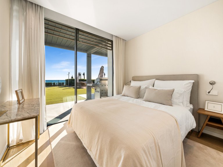 Villa for Sale in New Golden Mile, Malaga 8