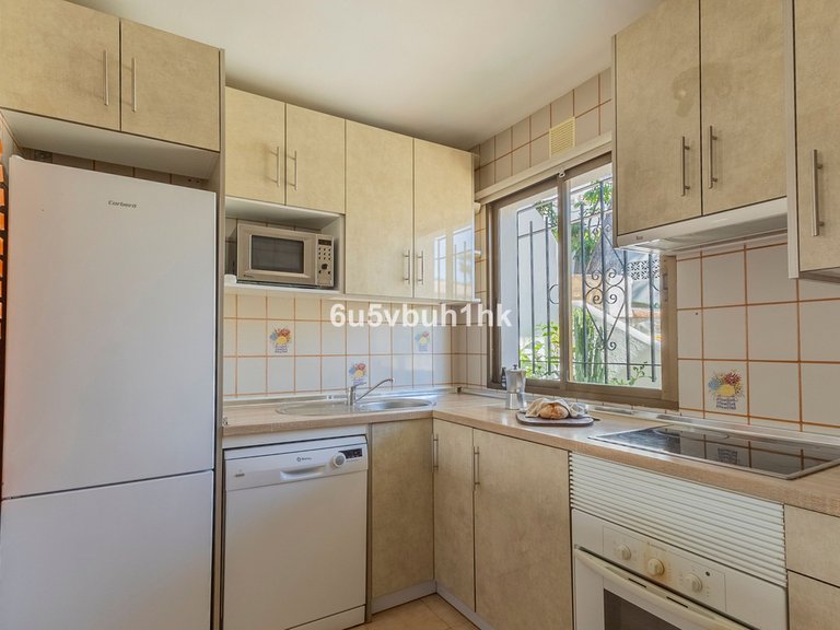 Villa for Sale in Benalmadena Costa, Malaga 27